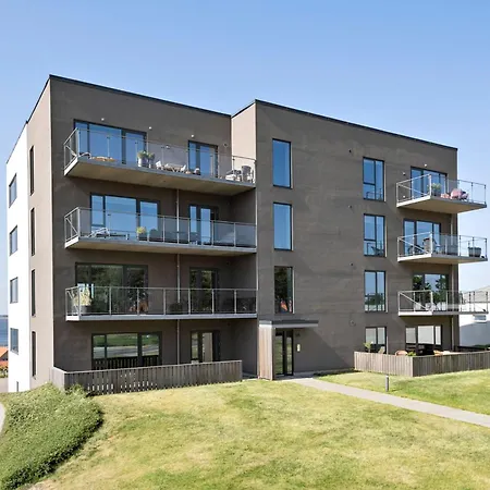 Test Apartment *